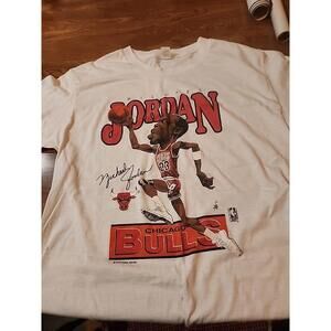 Michael  T Shirt Chicago Bulls  Salem Caricature 23